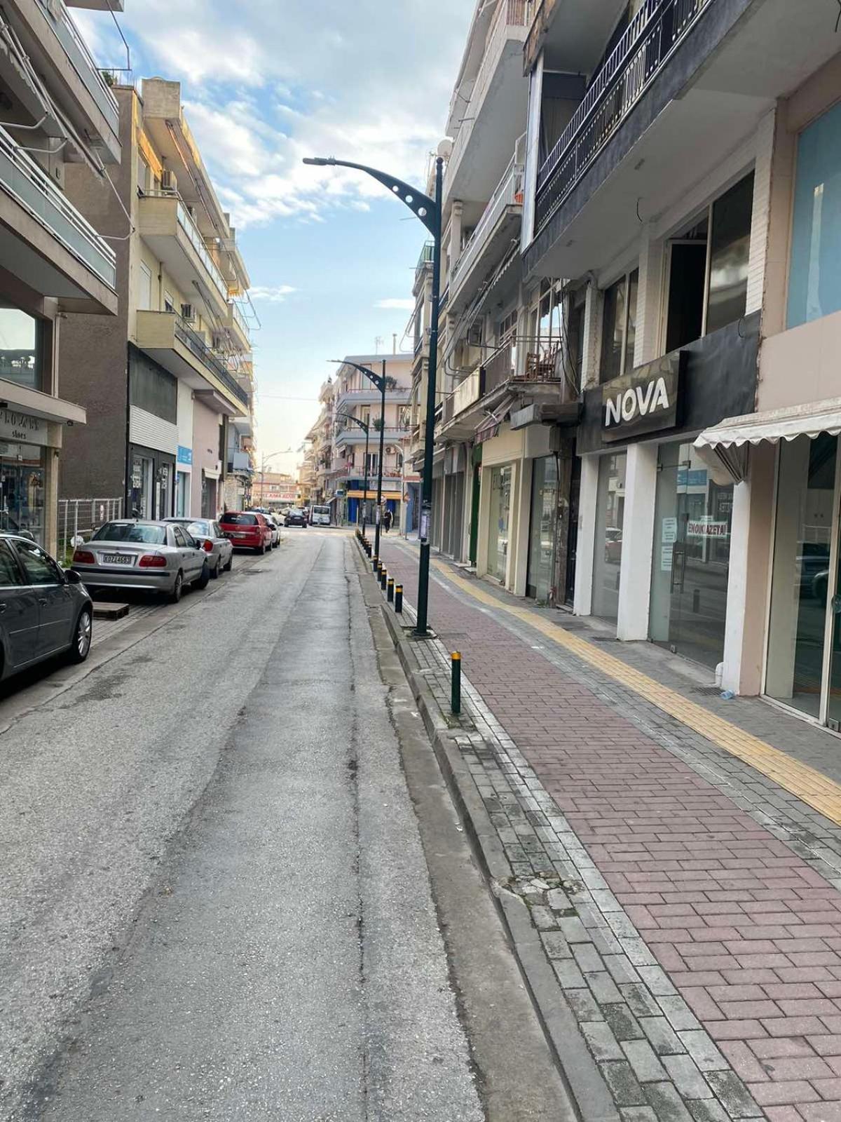 Parasiou Studios 103 Διαμερίσματα Στο Κέντρο Της Πόλης Komotiní Extérieur photo
